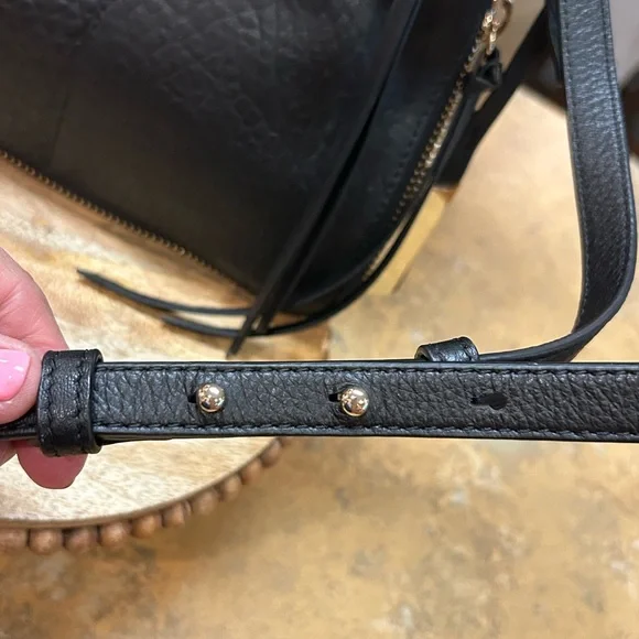 Vince Camuto Ida Textured Black Leather Crossbody Bag - Picture 3 of 12